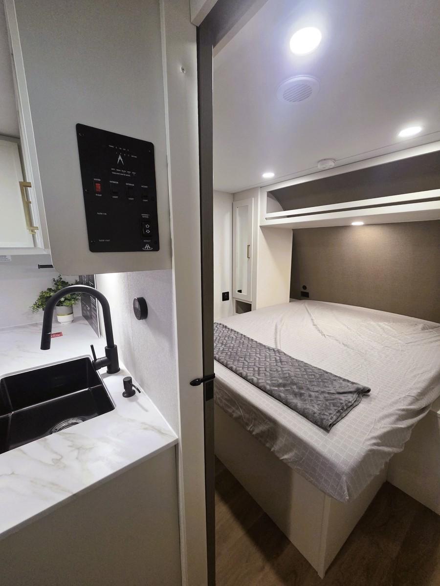 2026 Grand Design 2026 Grand Design Transcend Xplor - thumbnail 16