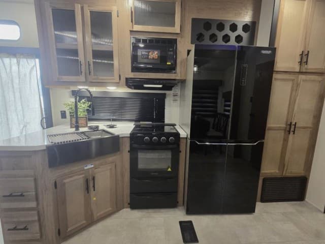 2025 Forest River 2025 Forest River Cherokee Timberwolf - thumbnail 7