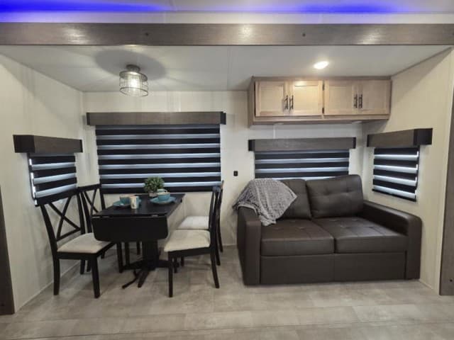 2025 Forest River 2025 Forest River Cherokee Timberwolf - thumbnail 9