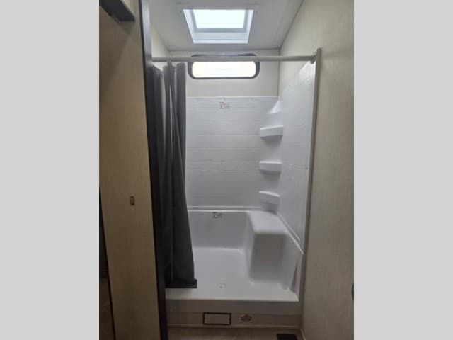 2025 Forest River 2025 Forest River Cherokee Timberwolf - thumbnail 17