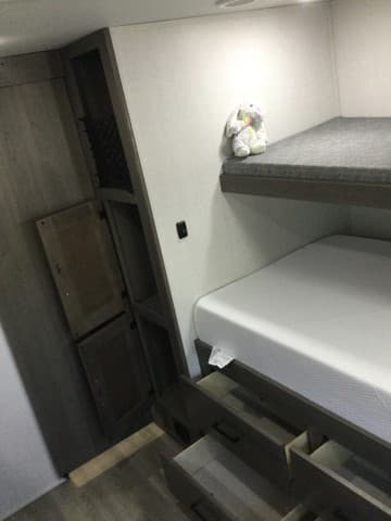 2024 Grand Design 2024 Grand Design Transcend - thumbnail 22