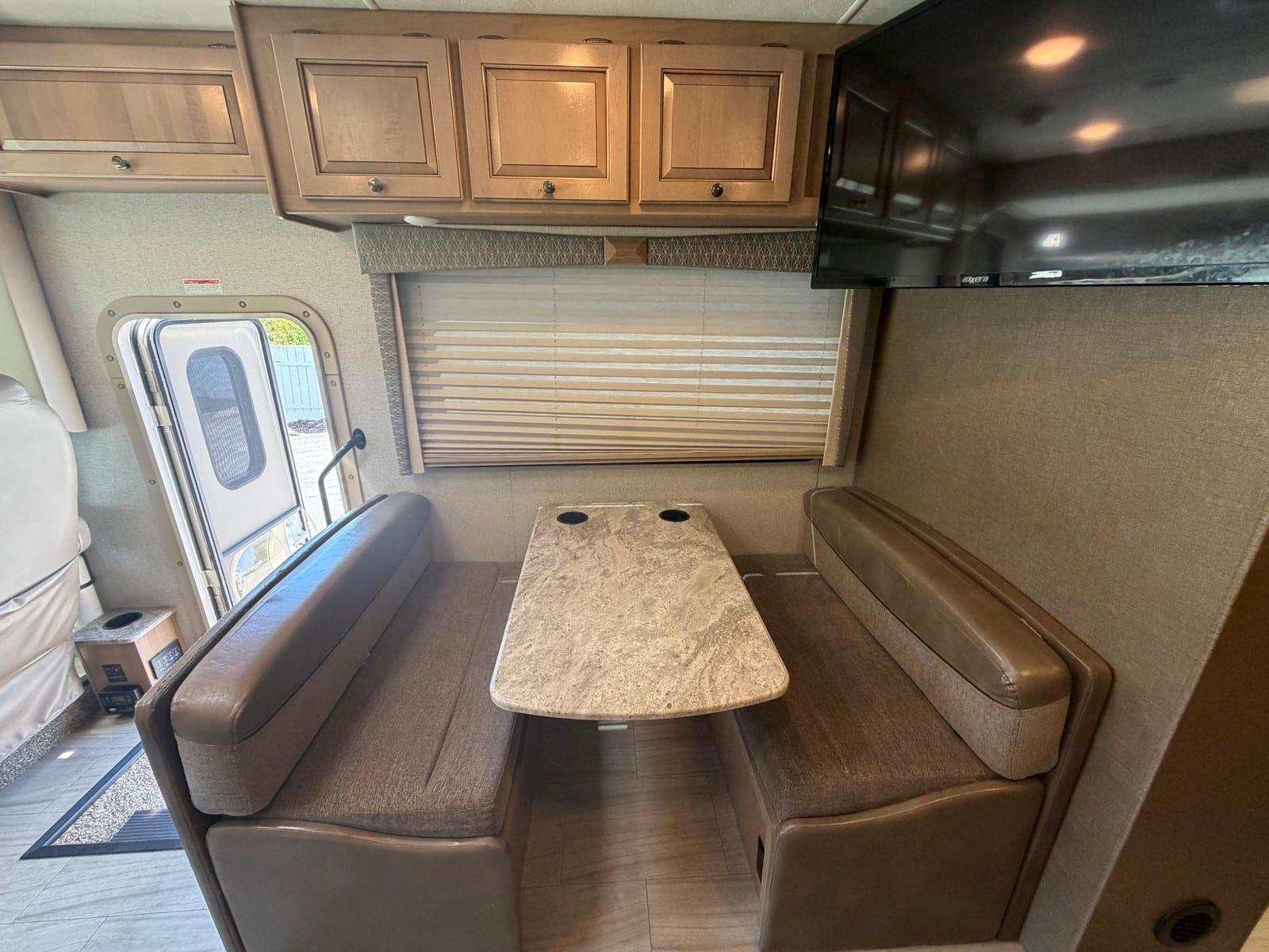 2019 Thor Motor Coach 2019 Thor Motor Coach Windsport - thumbnail 15