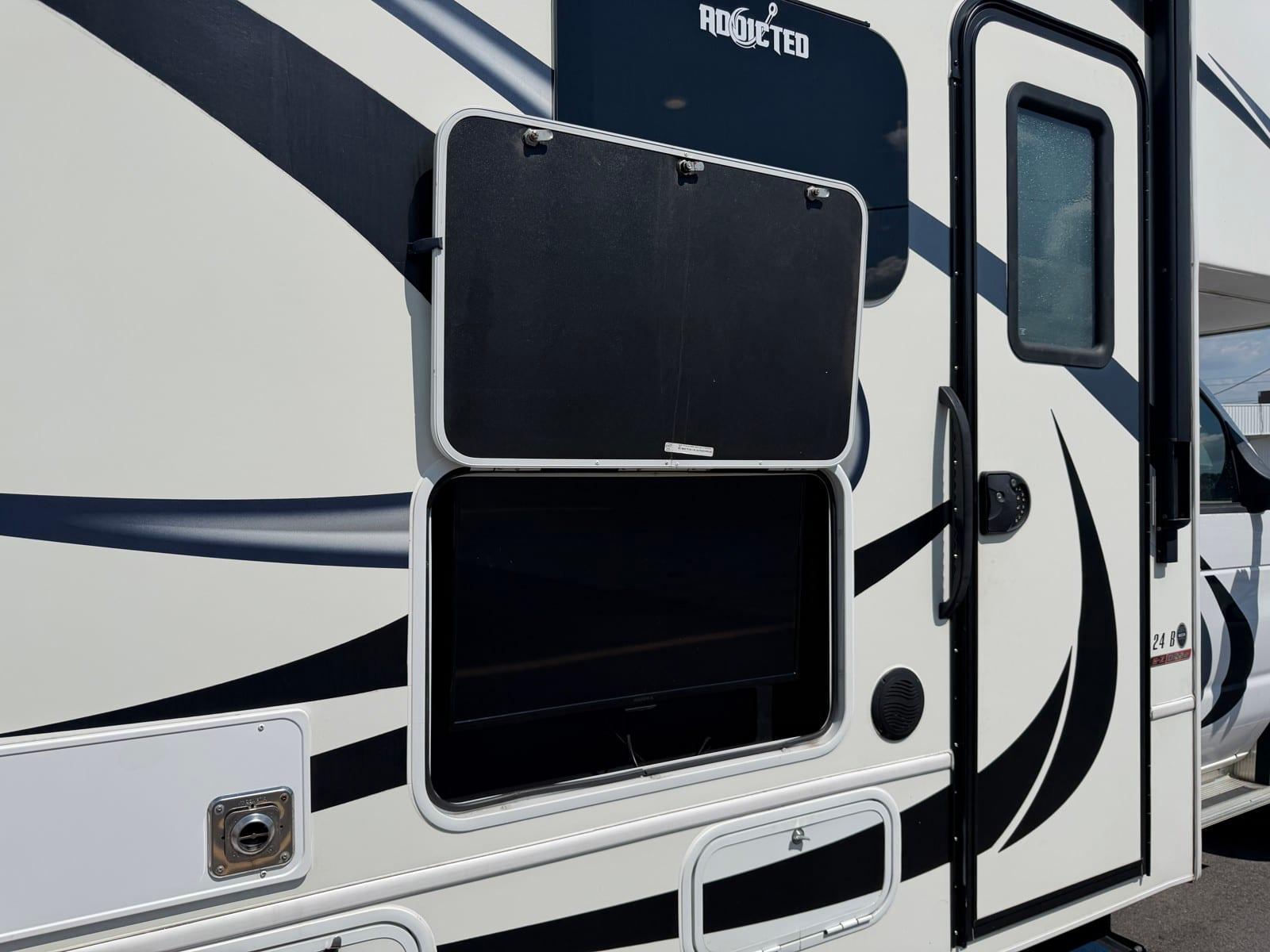 2020 Entegra Coach 2020 Entegra Coach Odyssey - thumbnail 8