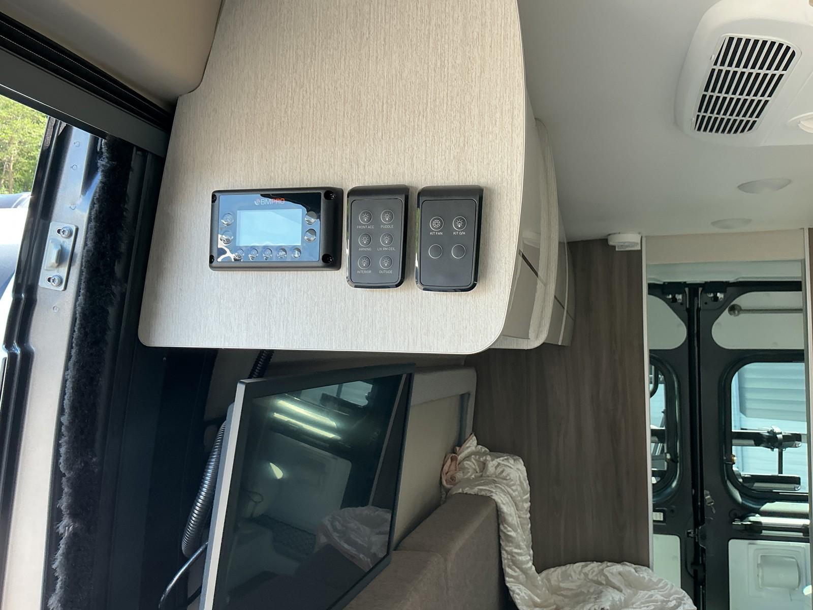 2024 Thor Motor Coach 2024 Thor Motor Coach Sequence - thumbnail 11