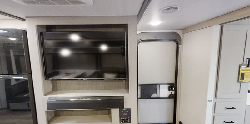 2024 Forest River 2024 Forest River Wildwood Heritage Glen Hyper-Lyte - thumbnail 3