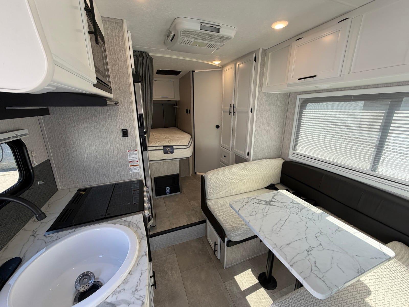 2022 Coachmen 2022 Coachmen Cross Trail XL - thumbnail 9