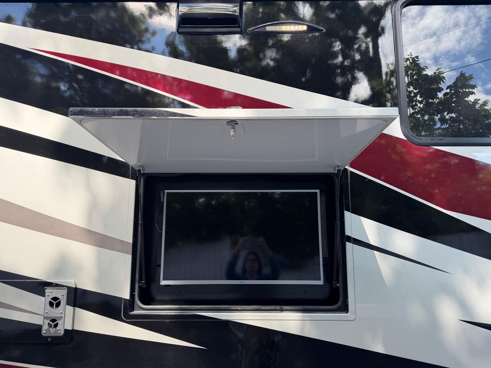 2018 Tiffin 2018 Tiffin Allegro Red - thumbnail 6