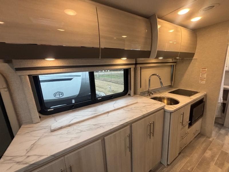 2025 Thor Motor Coach 2025 Thor Motor Coach Compass - thumbnail 25