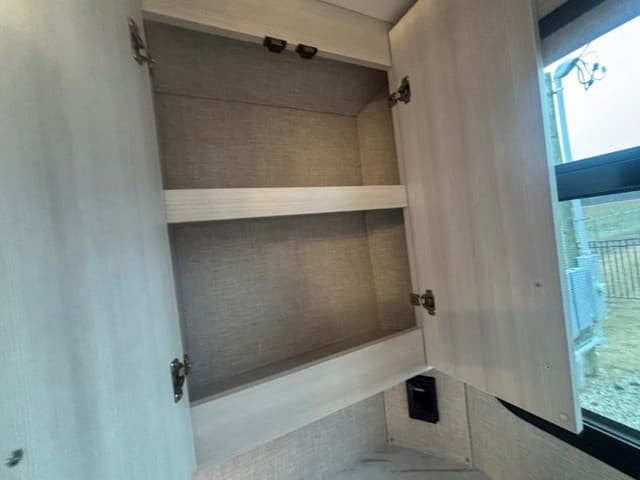 2025 Thor Motor Coach 2025 Thor Motor Coach Compass - thumbnail 32