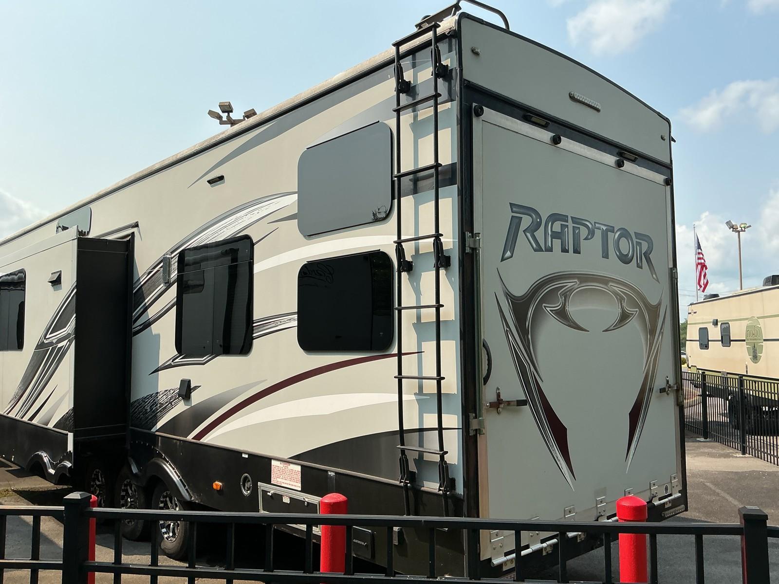 2015 Keystone 2015 Keystone Raptor - thumbnail 30