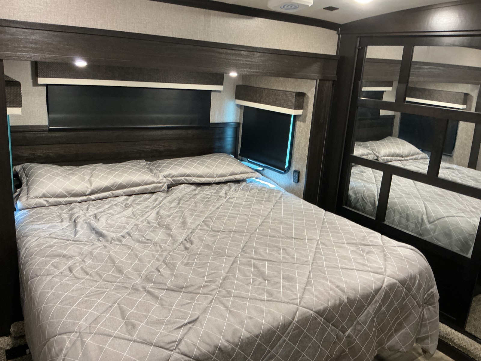 2021 Jayco 2021 Jayco North Point - thumbnail 27