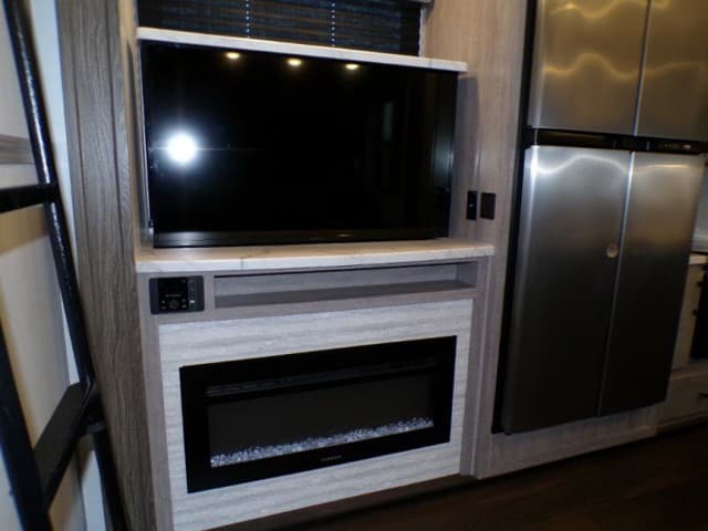 2023 Dutchmen 2023 Dutchmen Voltage - thumbnail 20