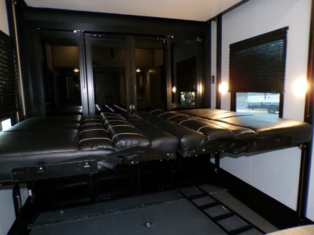 2023 Dutchmen 2023 Dutchmen Voltage - thumbnail 24