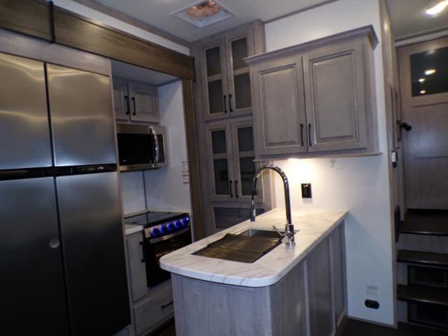 2023 Dutchmen 2023 Dutchmen Voltage - thumbnail 31