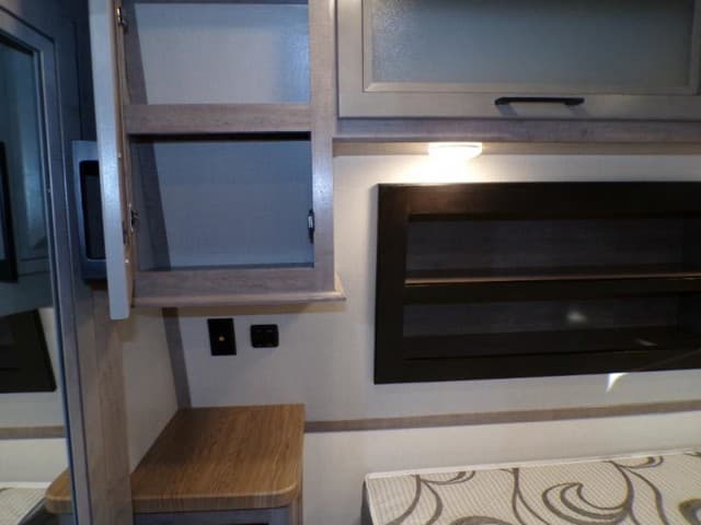 2023 Dutchmen 2023 Dutchmen Voltage - thumbnail 41