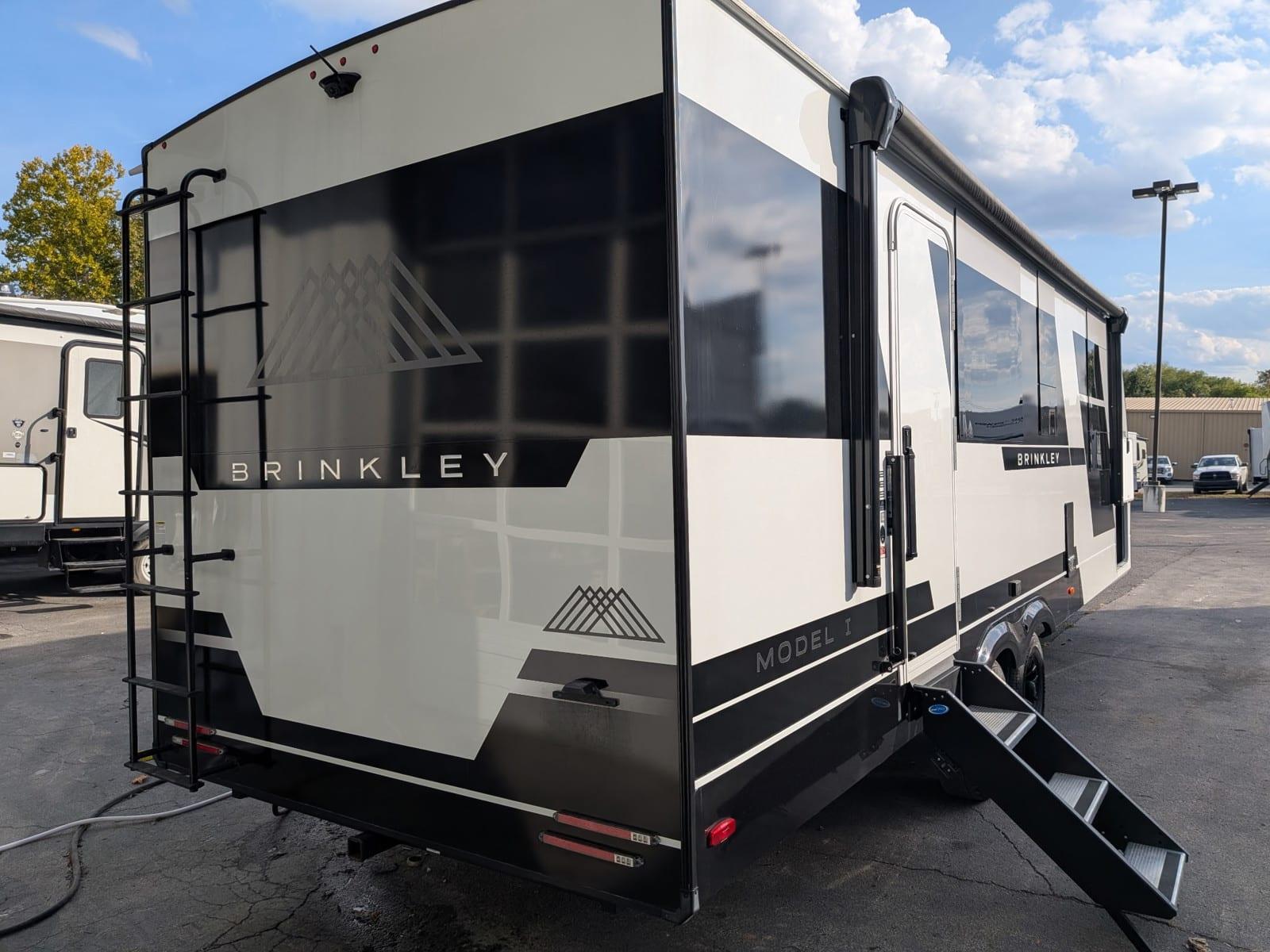 2025 Brinkley 2025 Brinkley Model I - thumbnail 14