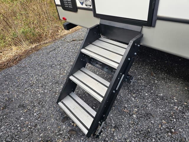 2024 Keystone RV 2024 Keystone RV Keystone Cougar - thumbnail 10