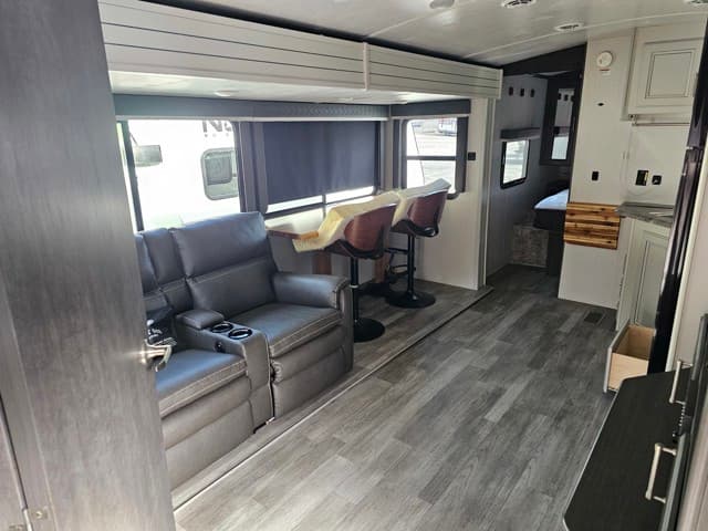 2024 Keystone RV 2024 Keystone RV Keystone Cougar - thumbnail 12