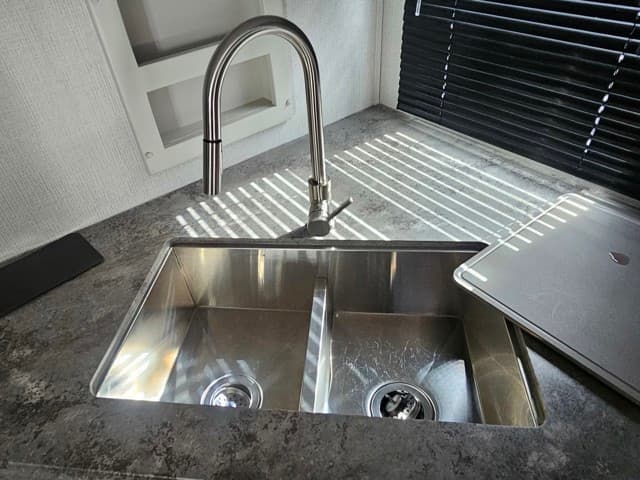 2024 Keystone RV 2024 Keystone RV Keystone Cougar - thumbnail 21