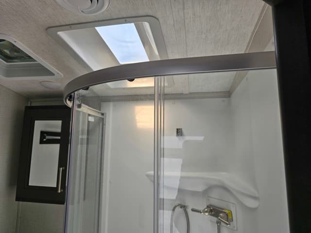 2024 Keystone RV 2024 Keystone RV Keystone Cougar - thumbnail 24