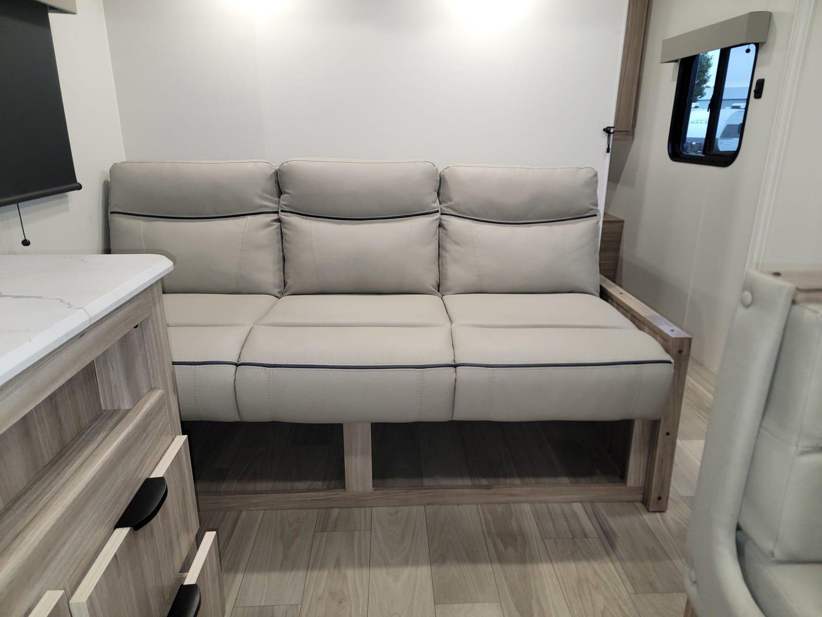 2024 Winnebago 2024 Winnebago Access - thumbnail 11