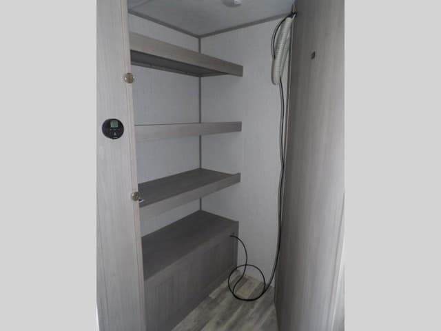 2023 Dutchmen 2023 Dutchmen Kodiak Ultimate - thumbnail 21