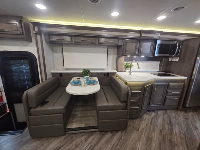 2024 Entegra Coach 2024 Entegra Coach Emblem - thumbnail 4