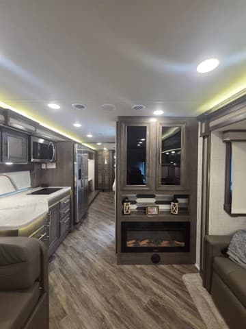 2024 Entegra Coach 2024 Entegra Coach Emblem - thumbnail 6