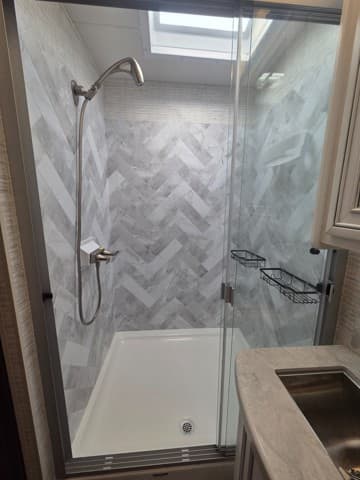 2024 Entegra Coach 2024 Entegra Coach Emblem - thumbnail 12