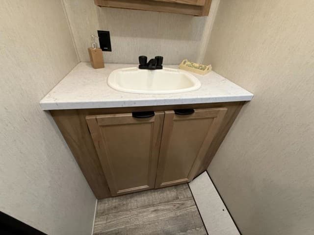 2024 Forest River 2024 Forest River Cherokee Wolf Pup - thumbnail 17