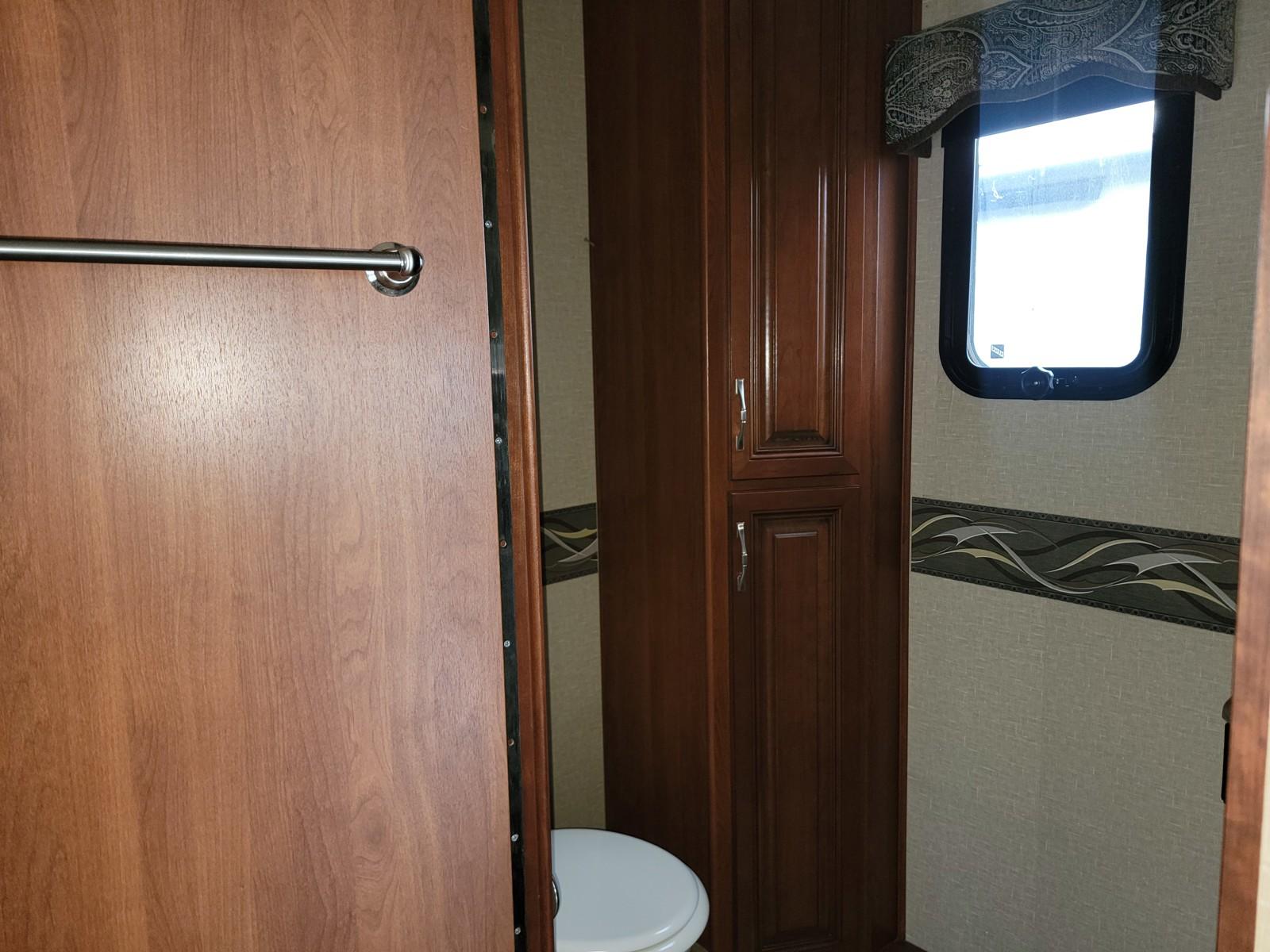 2015 Holiday Rambler 2015 Holiday Rambler Vacationer - thumbnail 52