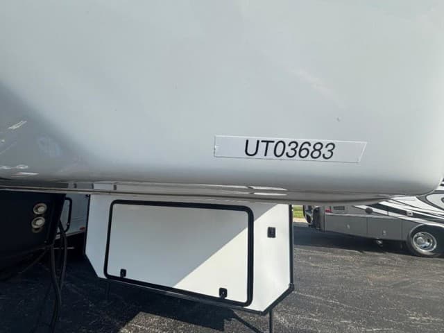 2024 Alliance RV 2024 Alliance RV Paradigm - thumbnail 6