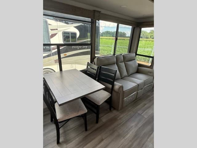 2024 Alliance RV 2024 Alliance RV Paradigm - thumbnail 11