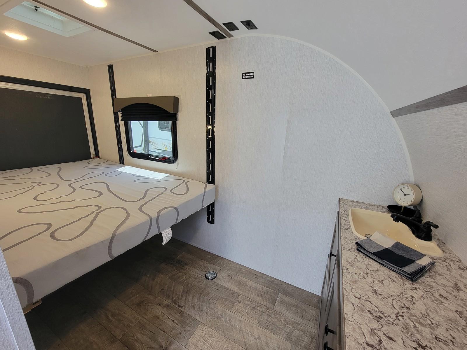 2024 Sunset Park RV 2024 Sunset Park RV Sunray - thumbnail 11