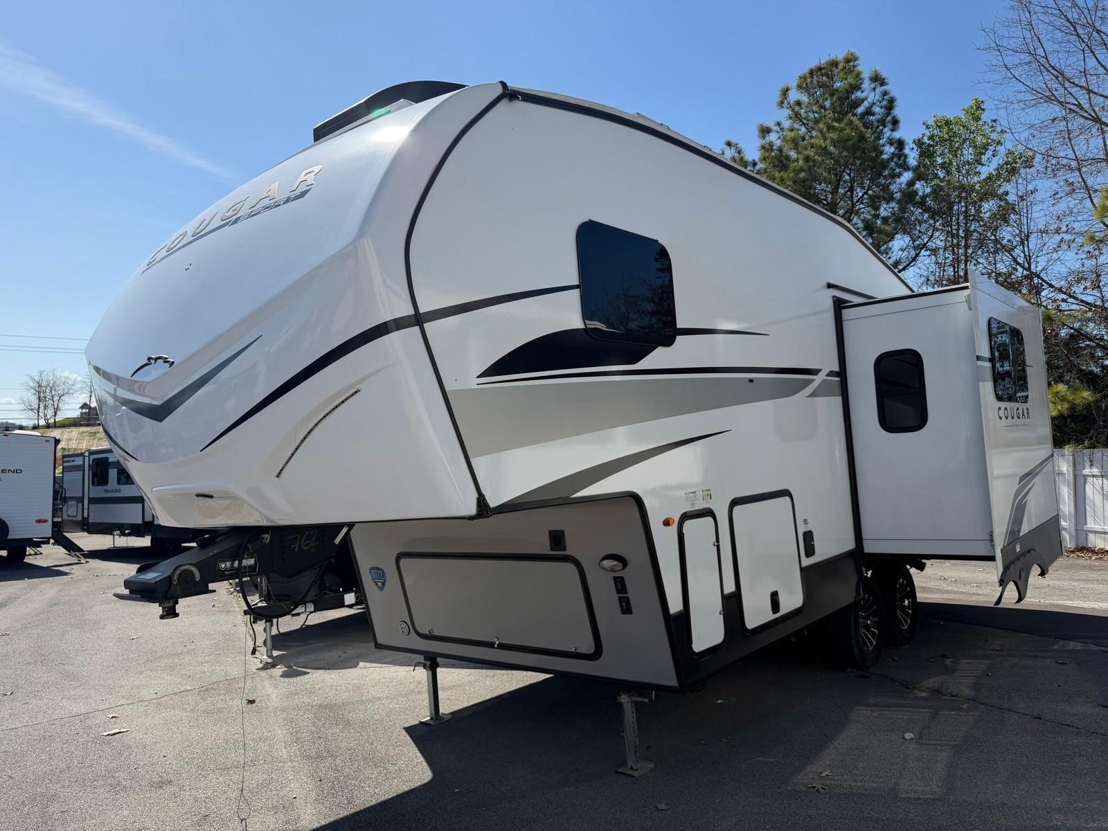 2024 Keystone RV 2024 Keystone RV Cougar Sport - thumbnail 3