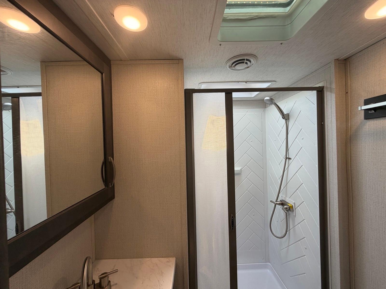 2024 Keystone RV 2024 Keystone RV Cougar Sport - thumbnail 11