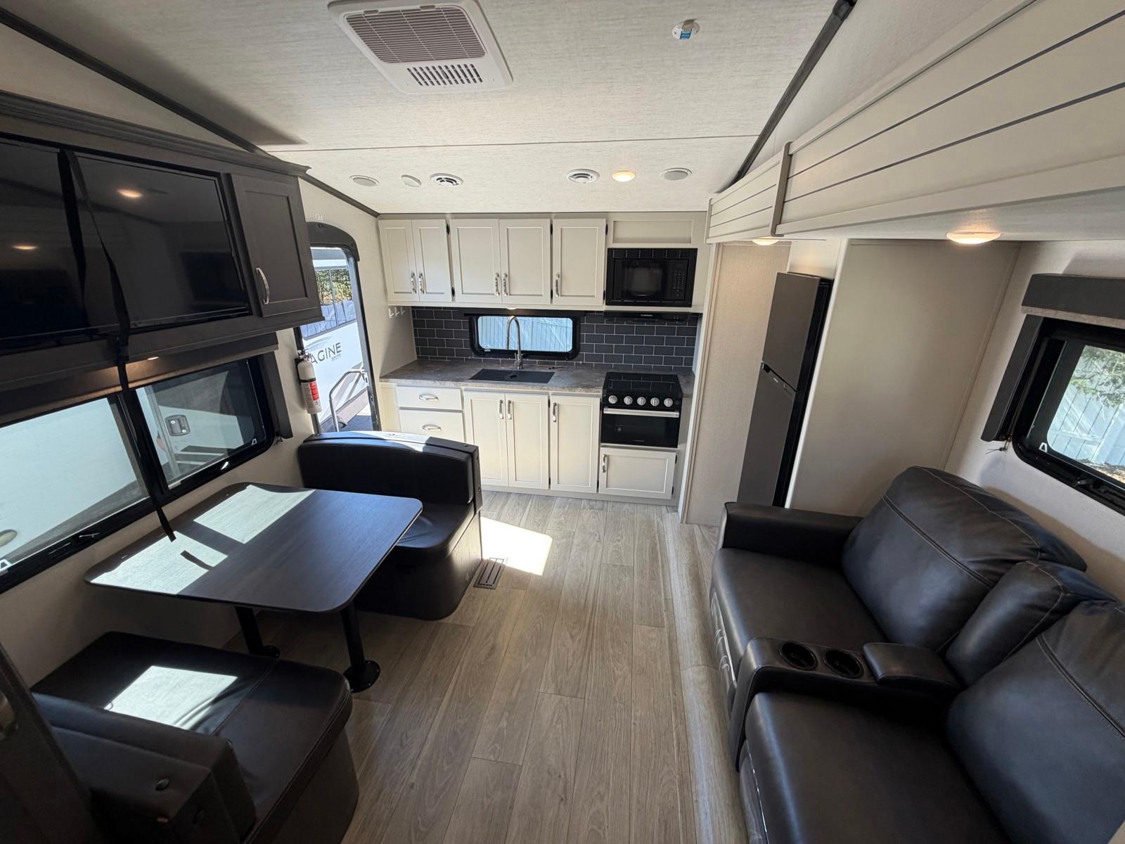 2024 Keystone RV 2024 Keystone RV Cougar Sport - thumbnail 15