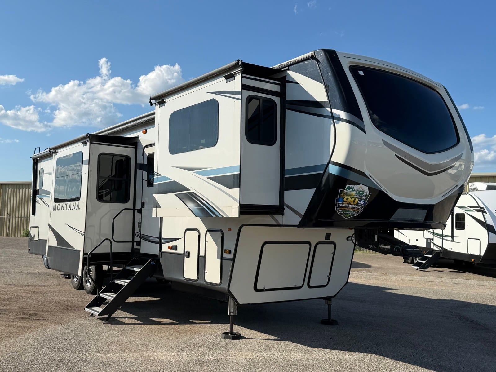 2021 Keystone Montana 3763BP
