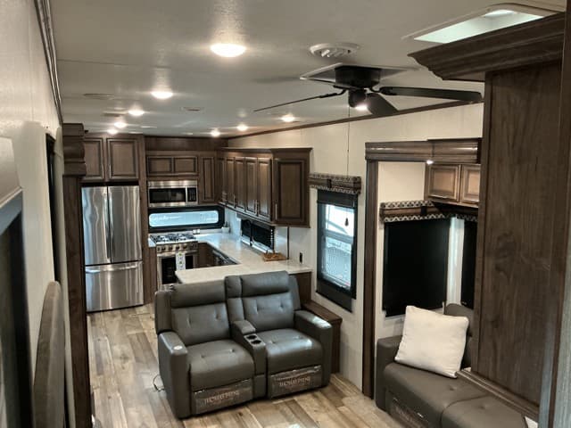 2021 Z  2021 Z  KZ RV Durango - thumbnail 3