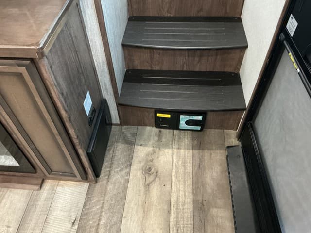 2021 Z  2021 Z  KZ RV Durango - thumbnail 16