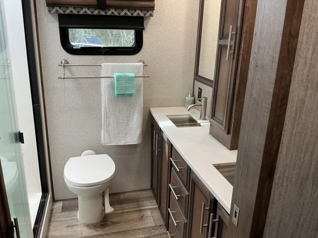 2021 Z  2021 Z  KZ RV Durango - thumbnail 21