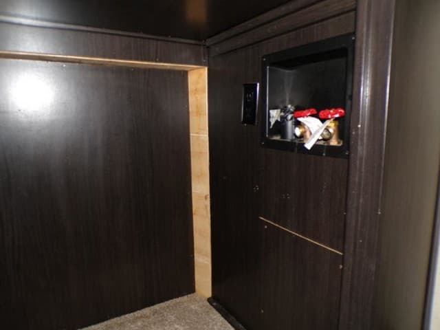 2018 Dutchmen 2018 Dutchmen Voltage - thumbnail 58