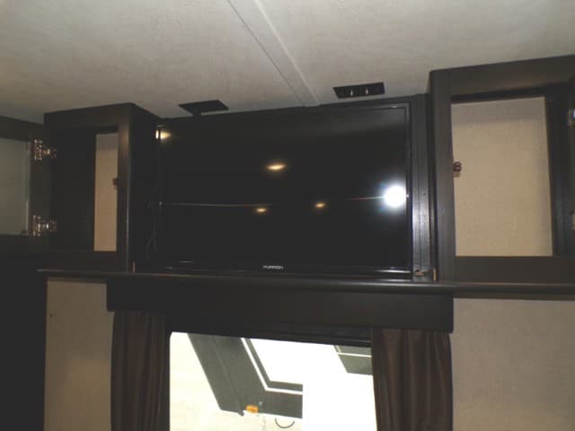 2018 Dutchmen 2018 Dutchmen Voltage - thumbnail 62