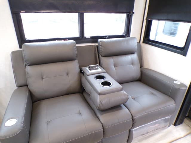 2023 Z  2023 Z  KZ RV Durango - thumbnail 22