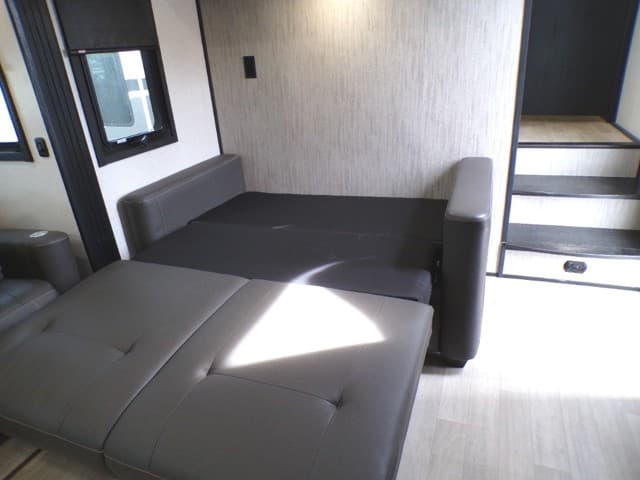 2023 Z  2023 Z  KZ RV Durango - thumbnail 25