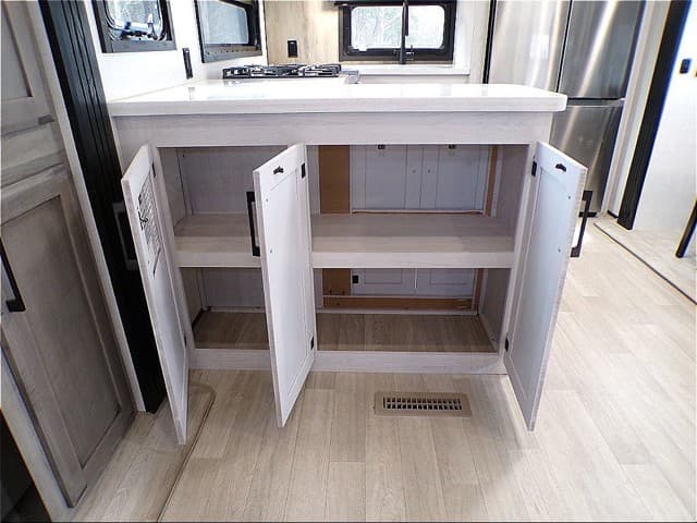 2023 Z  2023 Z  KZ RV Durango - thumbnail 34