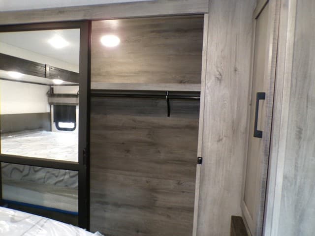 2023 Z  2023 Z  KZ RV Durango - thumbnail 53