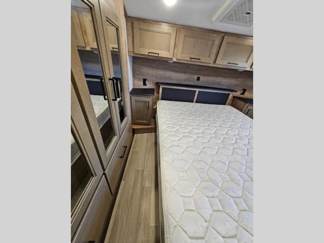 2024 Keystone RV 2024 Keystone RV Arcadia Super Lite - thumbnail 26