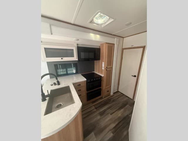 2024 Forest River 2024 Forest River XLR Hyperlite - thumbnail 9