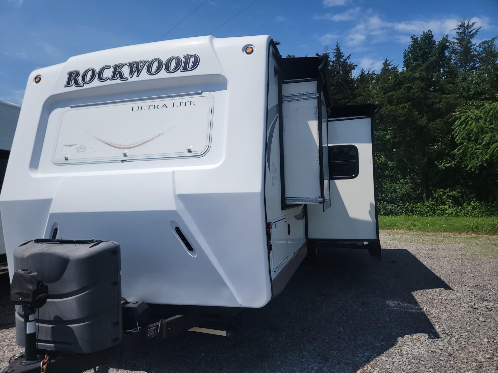 2016 Rockwood 2016 Rockwood Ultra Lite - thumbnail 4